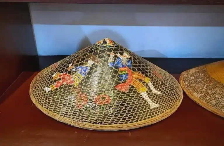 Eco-friendly conical hat